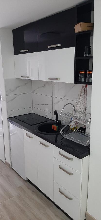 Adrijana 2 Apartmani Vrnjačka Banja Exterior foto